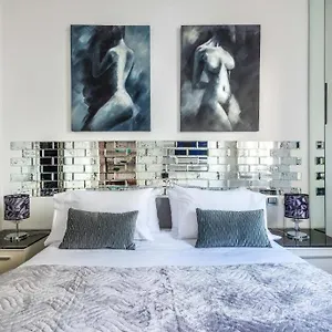 Your Place In Milano Apartamento